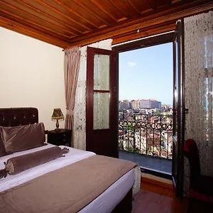 Otel Tahir Aga Konagi